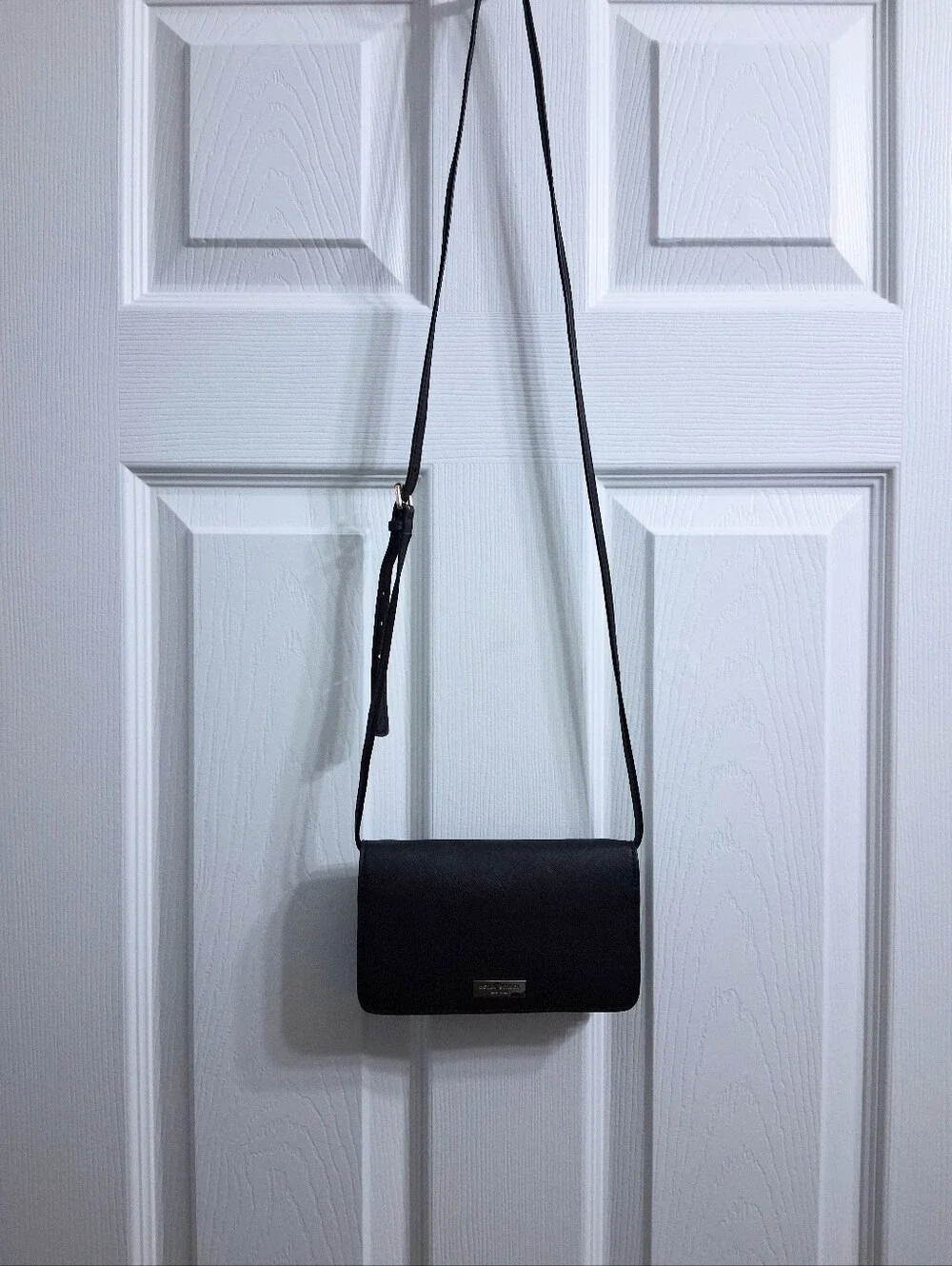 Henri Bendel Crossbody Purse Black Saffiano Leather Cardholder Wallet